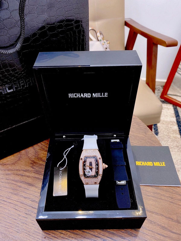 Hộp đồng hồ Richard Mille phiên bản hình vuông đen